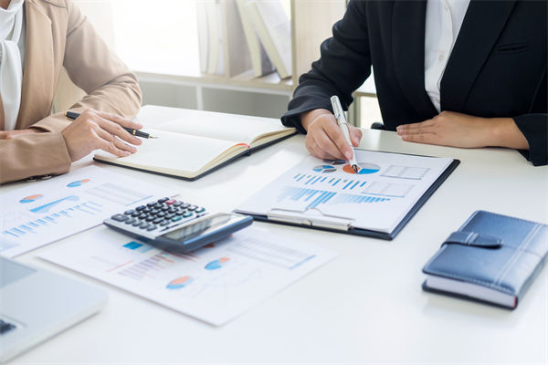 央行5月7日宣布降準降息，對企業(yè)薪酬績效的啟示