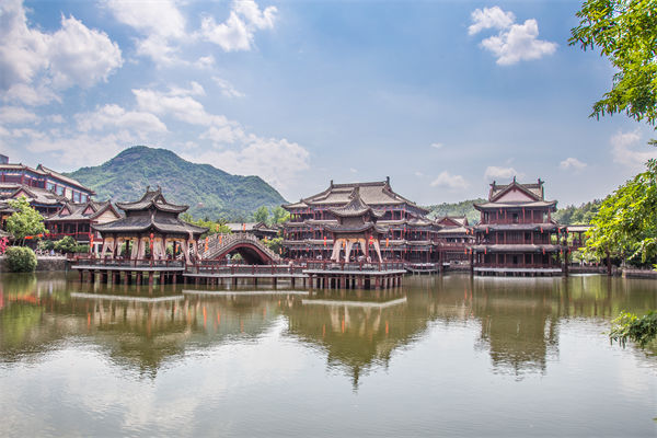 制造業(yè)管理分析：短劇基地狂飆，誰(shuí)是下一個(gè)橫店？
