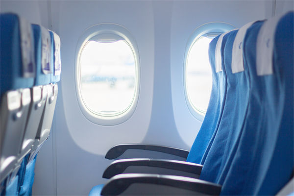 航空公司故意調(diào)低溫度賣毛毯？企業(yè)有何營銷啟示？